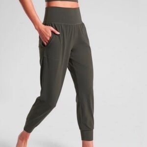 Athleta Salutation Jogger XS